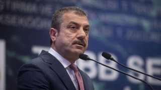 Türkiye 2004 yılından bu yana ilk defa ve üst üste iki çeyrek boyunca cari fazla verdi