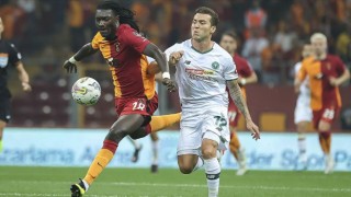 Galatasaray, gol yemeyen ve namağlup Konyaspor'u yenerek liderliği elinden aldı