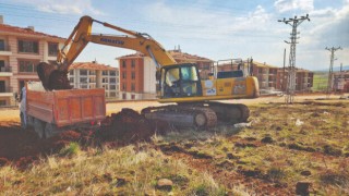 Yeni konutlar için ilk kazma vuruldu