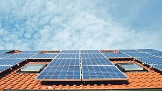 Güneş potansiyeli deprem bölgesindeki illerde temiz enerji fırsatı sunuyor