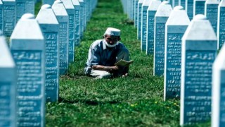 Avrupa'nın ortasında ki soykırım: Srebrenitsa