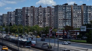 Konut satışları Haziran'da yüzde 44.4 geriledi