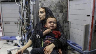 İsrail savaşı sürdürmek için hastane katliamının sorumluluğundan kaçmaya çalışıyor