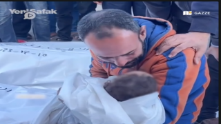 Gazzeli baba onu son kez öpüp kokladı