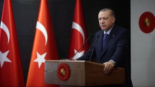 Tarihi bir ana şahitlik ediyoruz