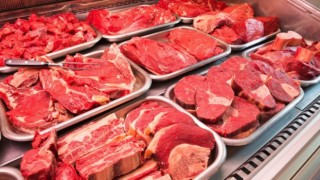 Bir araya gelip et fiyatlarını artırdıkları tespit edildi