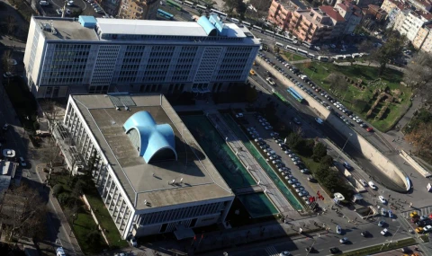 İBB yolsuzluk soruşturmasında 3 şirkete el konuldu