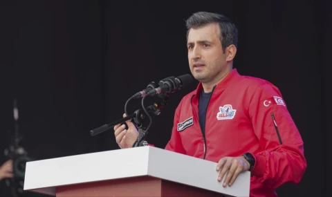 Bayraktar: NeXT Sosyal, tüm kesimleri kuşatacak şekilde oluşturuldu