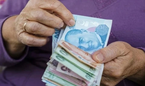 Emekli Sandığı zam farkları ve ek ödemeler hesaplara yatıyor