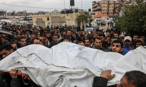 Katil İsrail Gazze'de ihlallere devam ediyor