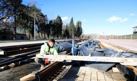 Kocaeli’de raylar Kartepe’ye doğru döşeniyor