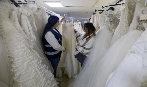 İzmir’den genç çiftlere evlilik desteği