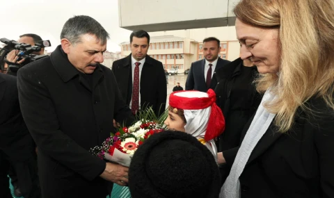 Bakan Çiftçi Ağrı’da