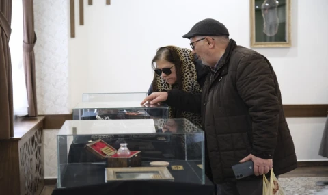 Çorum’da Kutsal Emanetler Sergisi Bedesten’de açıldı