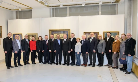 Zer-i Nab tezhip sergisi Bursa’da ziyarete açıldı