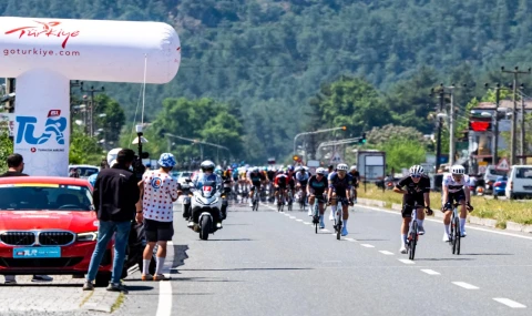 Mustafa Tarakçı, 61. Cumhurbaşkanlığı Türkiye Bisiklet Turu’ndaa zirveye çıktı