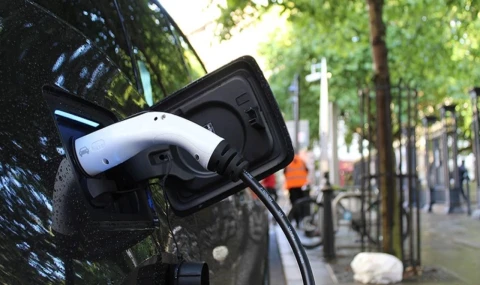 Elektrikli ve hibrit otomobil satışları 150 bin sınırına yaklaştı