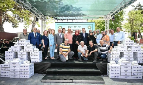 Arıcılara yüzde 100 hibeli fondan kek desteği