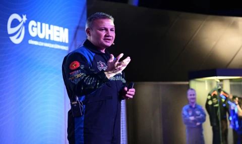 Türkiye’nin ilk astronotu Alper Gezeravcı Tuğgeneral oldu
