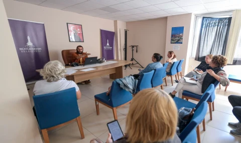 İzmir’de yazarlık eğitimleri başladı