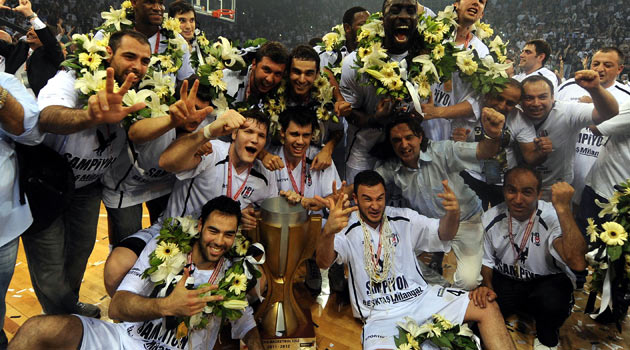 Beşiktaş, 37 yıl aradan sonra şampiyon