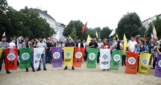 Berlin'de HDP'nin Mitingine Yaklaşık 250 Kişi Katıldı