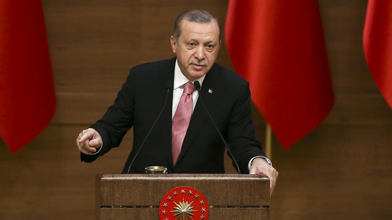 Cumhurbaşkanı Erdoğan: Cumhuriyetten geri adım atmaya çalışan karşısında beni bulur