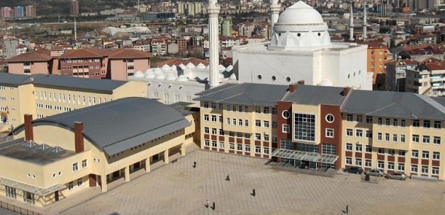 Birincilerin okulu TEOG şampiyonlarını bekliyor