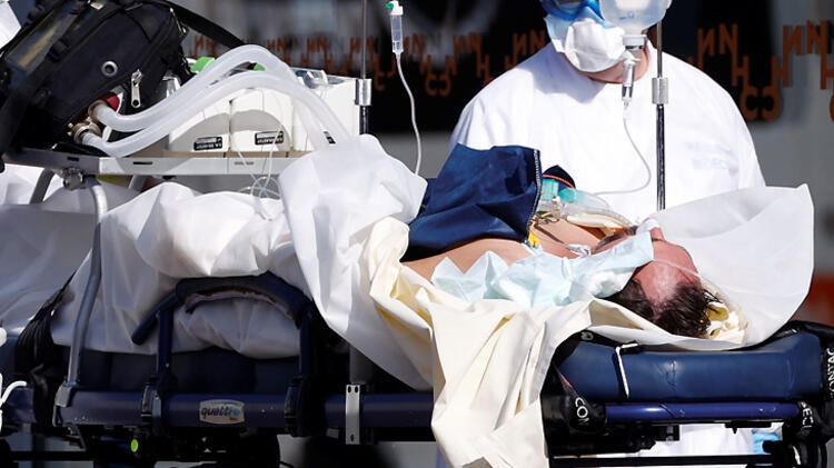 İtalya'da sağlık sistemi çöktü