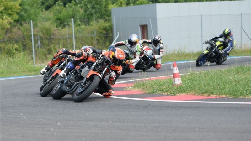 Milli motosikletçiler İspanya'da 4 farklı yarışta Türkiye'yi temsil edecek