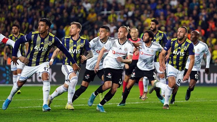 Sezonun son derbisinde gülen taraf Beşiktaş oldu