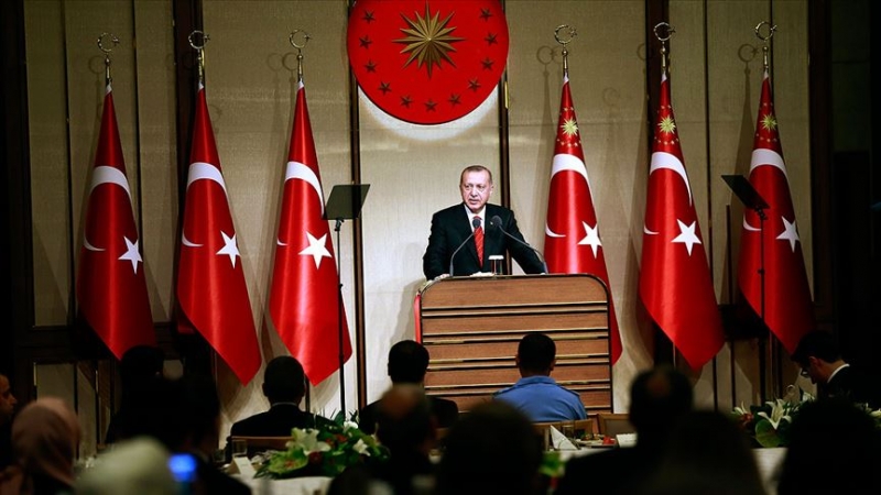 Türk yargısı sadece Türk milleti adına karar vermelidir